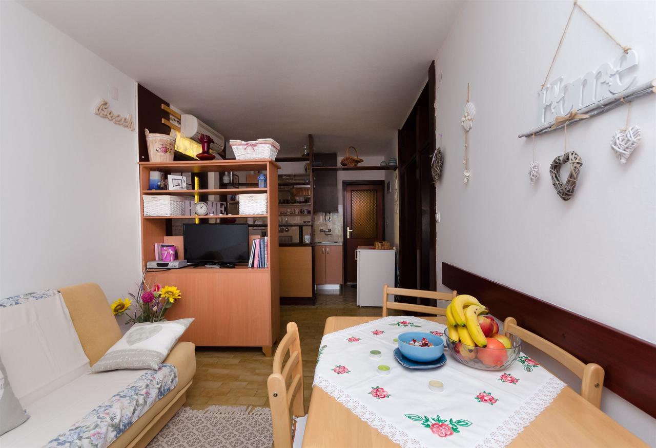 Apartments Branka Punat Luaran gambar
