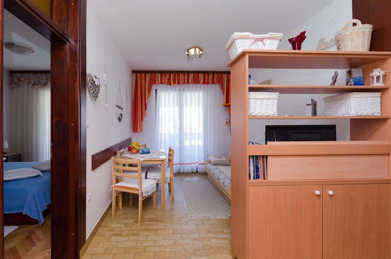Apartments Branka Punat Luaran gambar